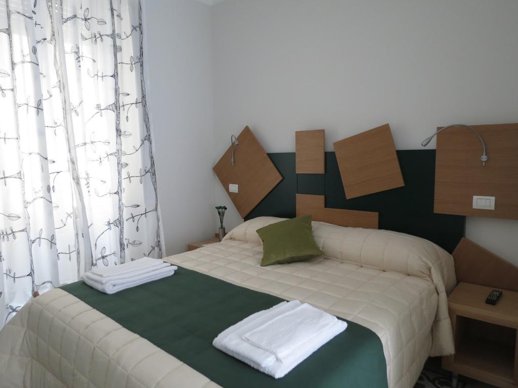 Bed and Breakfast Adriano Augusto Roma Habitación foto