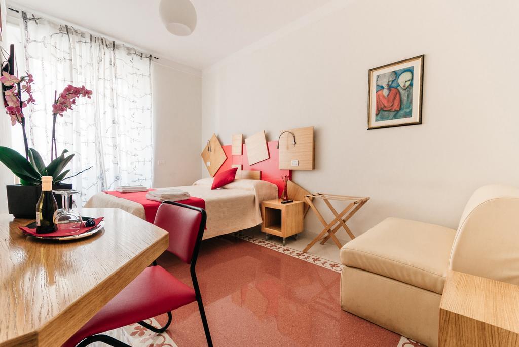 Bed and Breakfast Adriano Augusto Roma Habitación foto